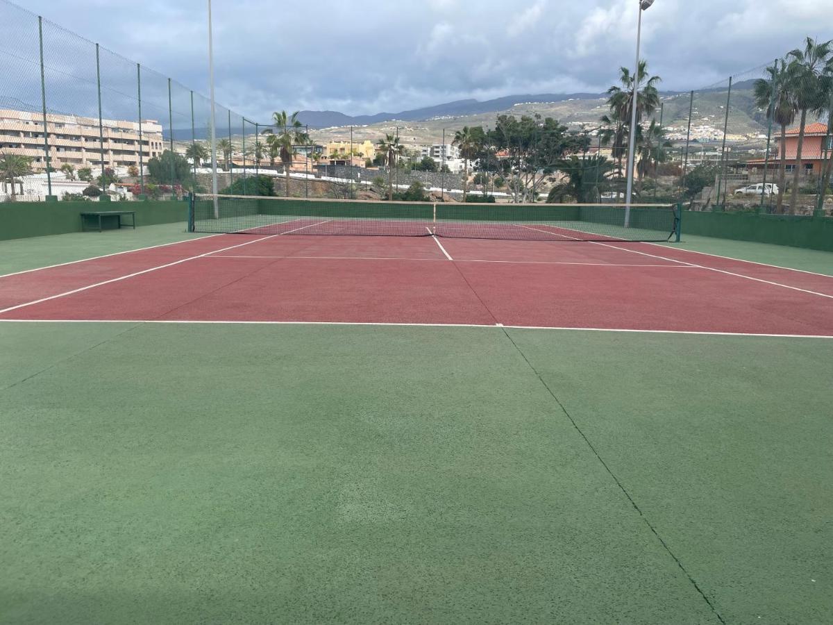 Modern 2-Bedroom Apartment With Stunning View Costa Adeje  Bagian luar foto